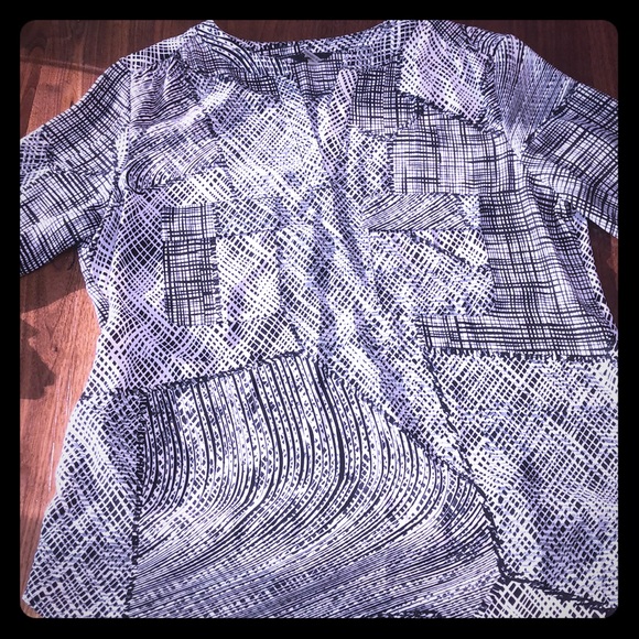 Milano Black and White Tunic top with 3/4 sleeves - Picture 2 of 5